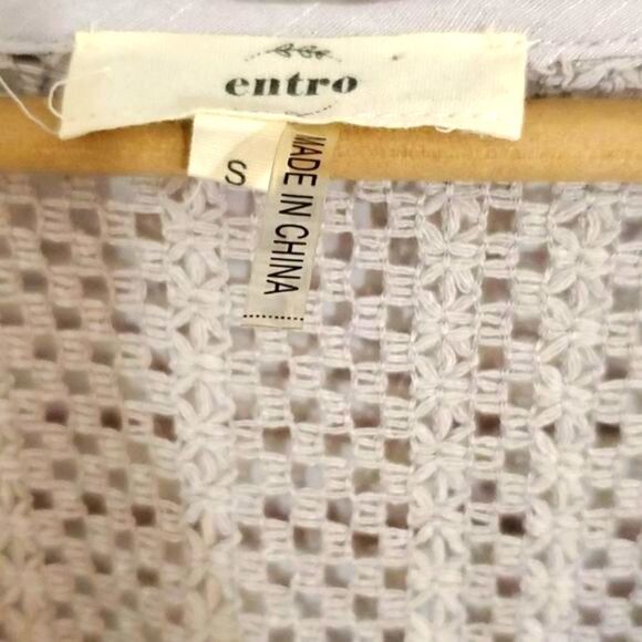 Entro, Open Knit Ruffle Hem Tank, Small - Picture 7 of 7